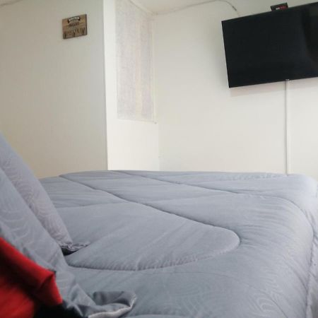 Habitacion Privada Cerca Al Aeropuerto Y Terminal Bogota Buitenkant foto